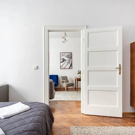 Apartment Retro Secret *